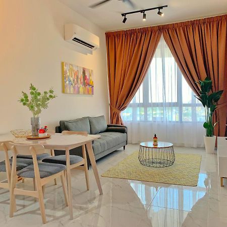Netflix Two Bedroom Troika Kota Bharu Homestay 182 Экстерьер фото