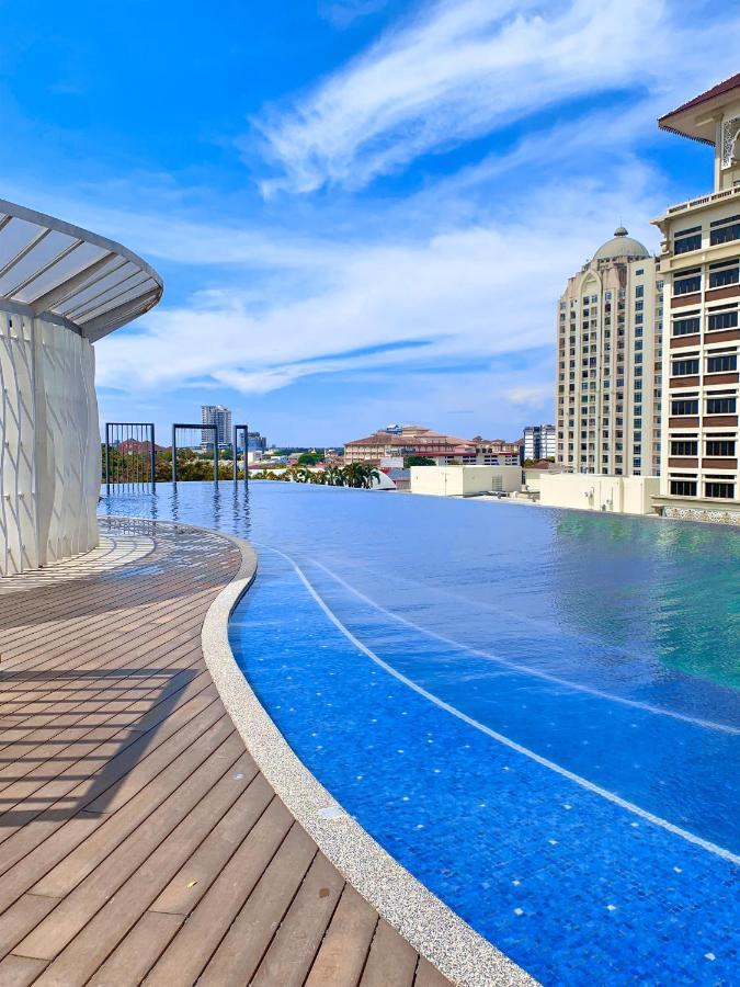 Netflix Two Bedroom Troika Kota Bharu Homestay 182 Экстерьер фото